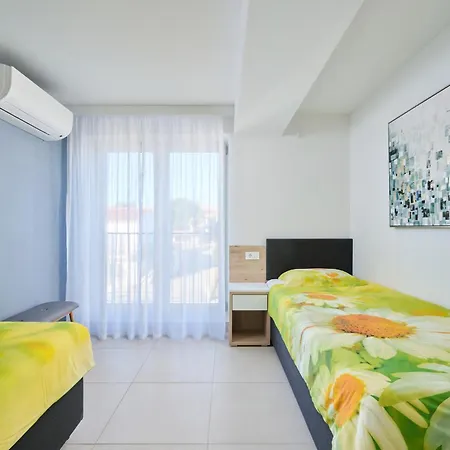 Apartment Sonja In Garden Palace Umag